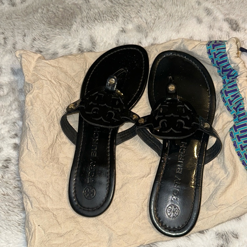 Size 8 tory Burch black